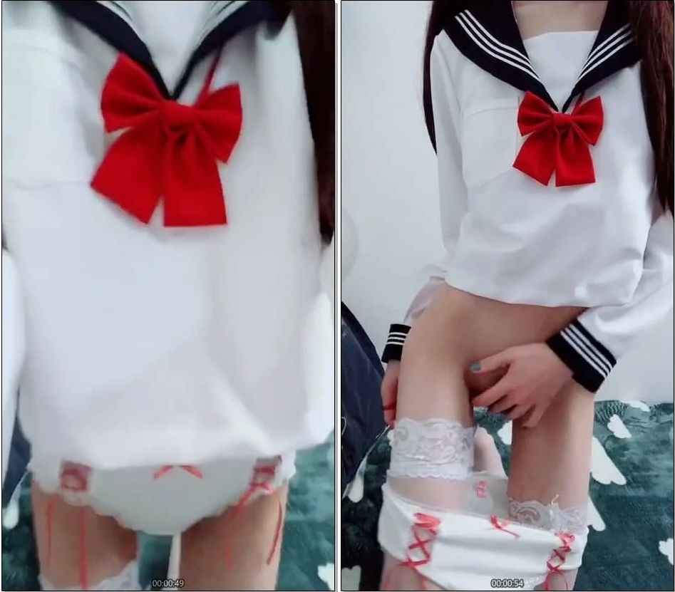 Lovely Laurie Ling Ling JK uniform, sexy white stockings, leakage force play hole temptation!