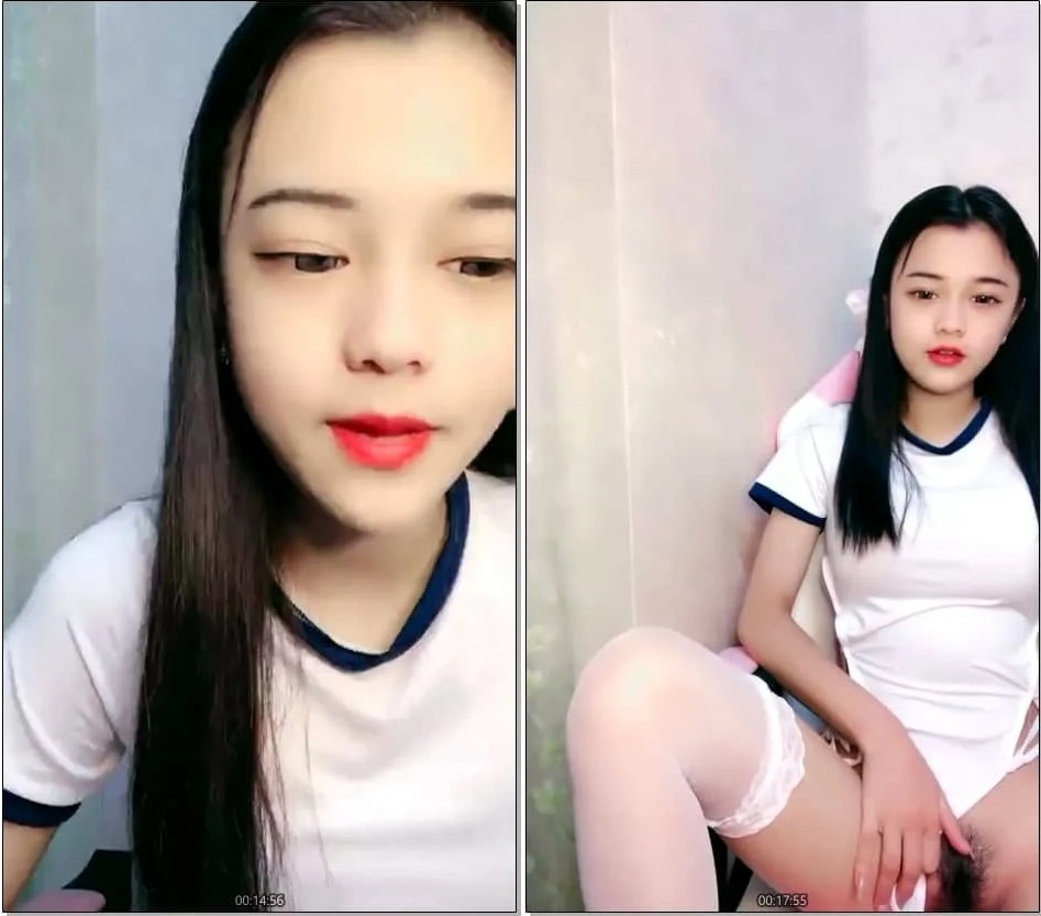 The 18-year-old innocent and sweet Lori naked self-touch temptation, lift up the clothes knead tits, naked sitting on the chair to touch the force, hair quite dense break hole look very attractive!