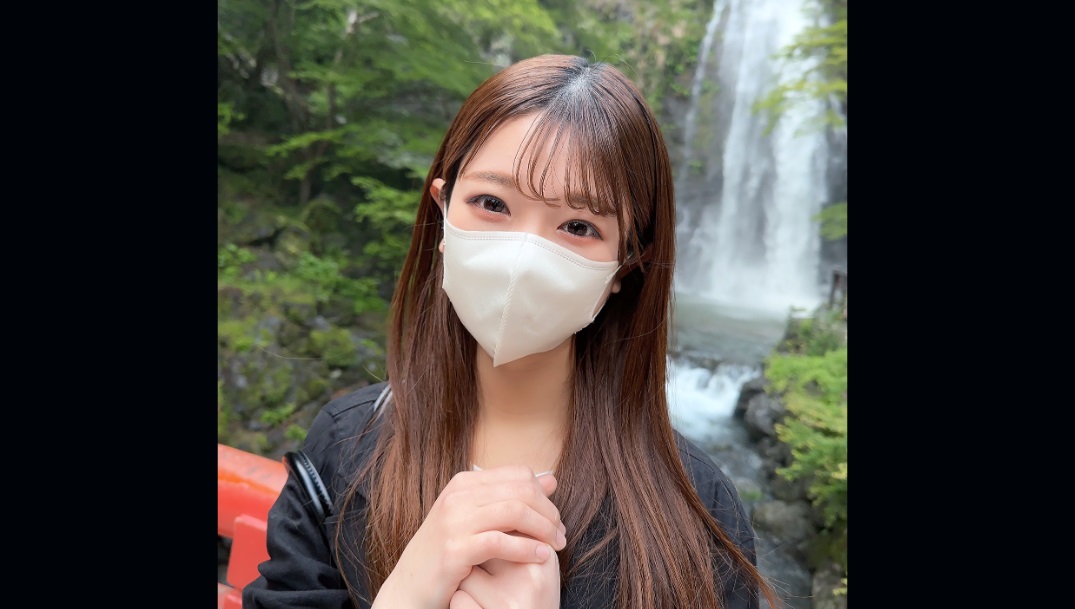 FC2-PPV-3610539 First time shooting and showing her face! Limited to 1980 pts until 7/31! I'm a very cute girl who works part-time at a day-care center and attends a women's college! I couldn't resist and went to the mountain area!